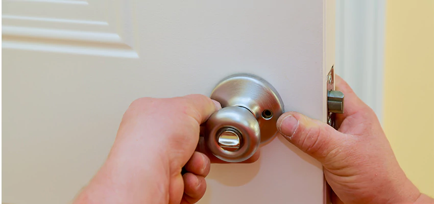 After-hours Locksmith For Lock And Key Installation in North Chicago, IL