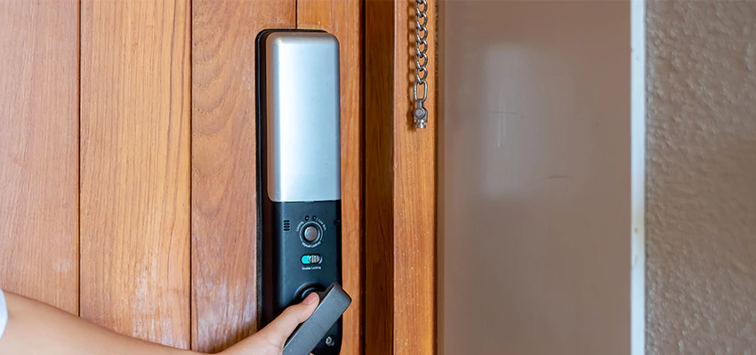 Home Security Electronic Locks Upgrades in North Chicago, IL