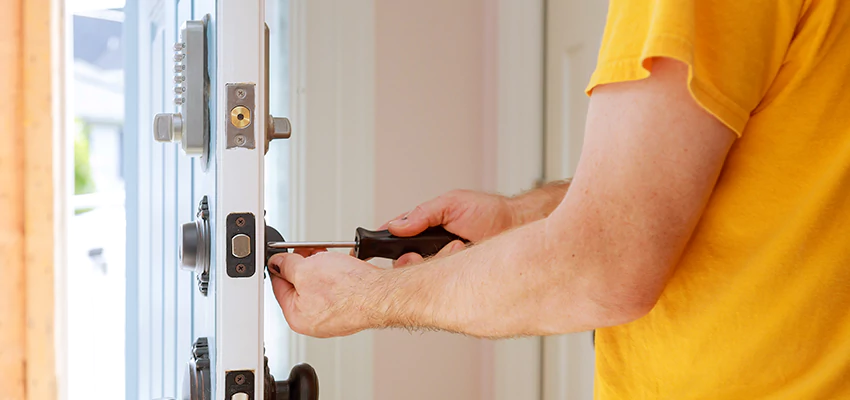 Eviction Locksmith For Key Fob Replacement Services in North Chicago, IL